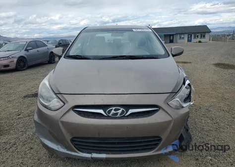 2014 Hyundai Accent Gls z USA, uszkodzony, nr VIN KMHCT4AE2EU736651